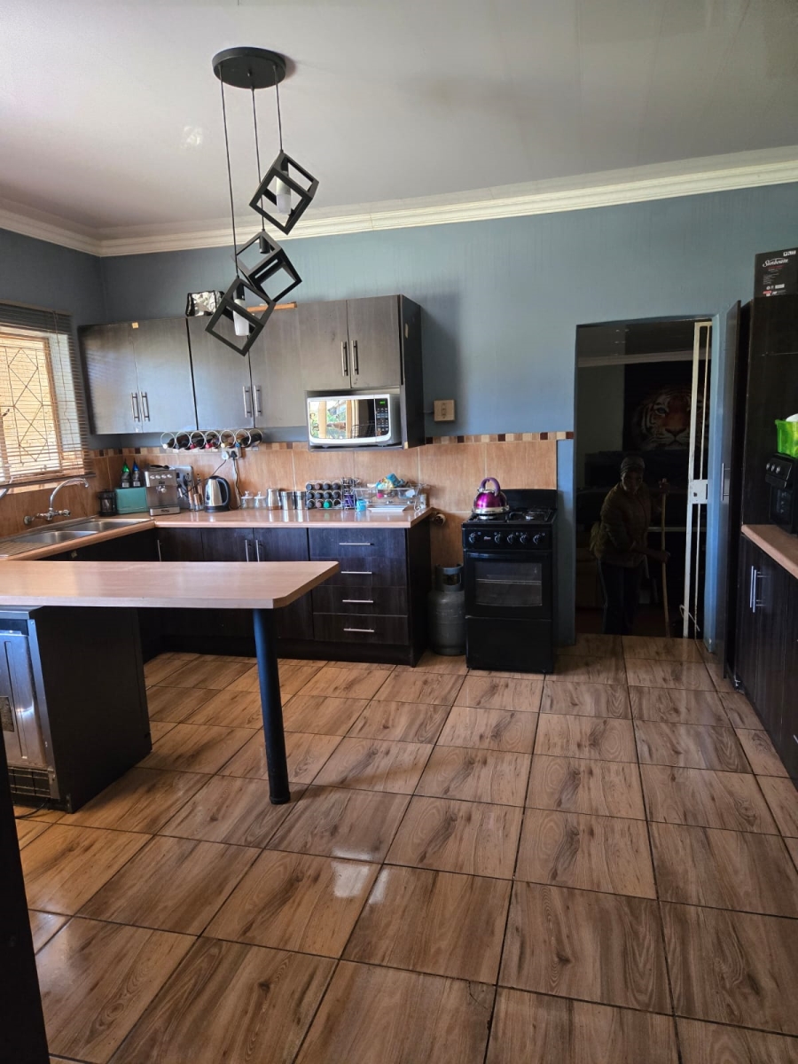 3 Bedroom Property for Sale in Wilkoppies North West